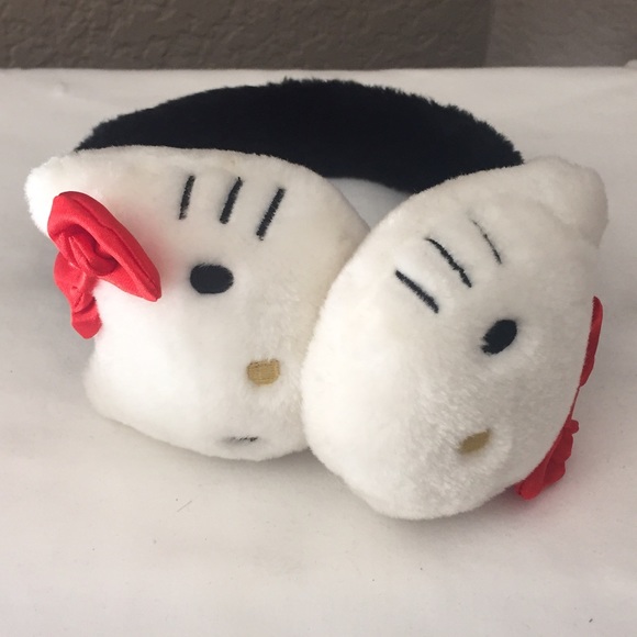 Hello Kitty earmuffs