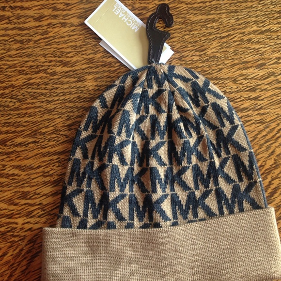 Michael Kors MK Fall 2015 Knit Hat Beanie NWT