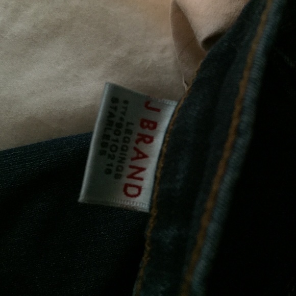 J Brand legging in Starless size 28 - Picture 3 of 4