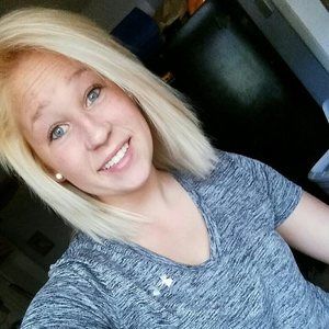 Meet your Posher, Merissa