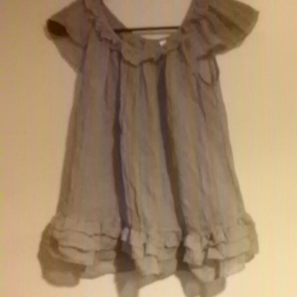 ruffel shirt