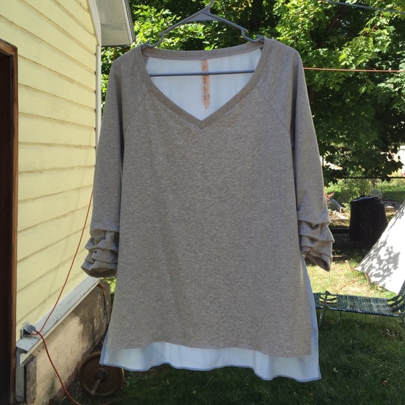 Bailey 44 silk back, V neck sweatshirt.