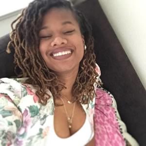 Meet your Posher, Brianna