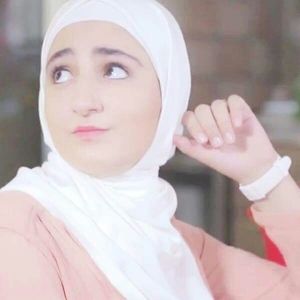 Meet your Posher, Amoly