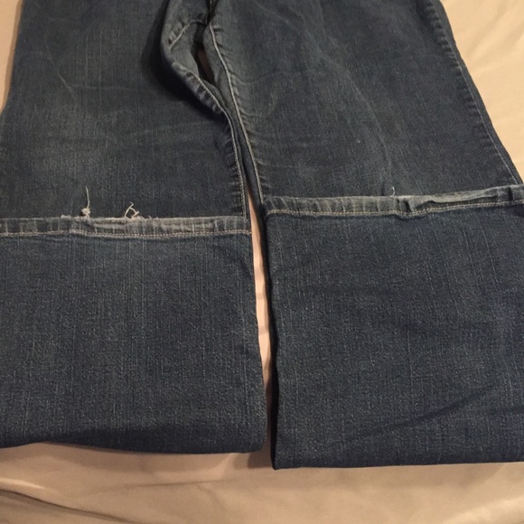 Jeans - Picture 2 of 4