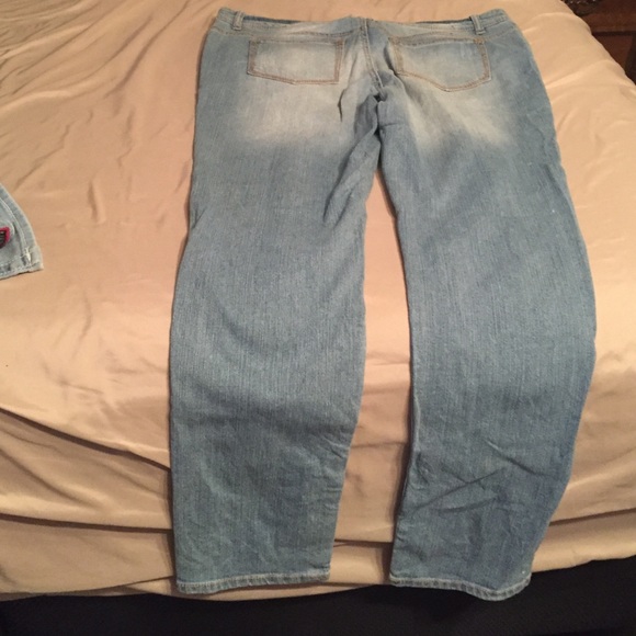 Jeans - Picture 4 of 4