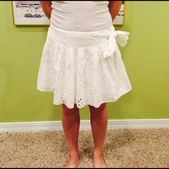 Eyelet skirt