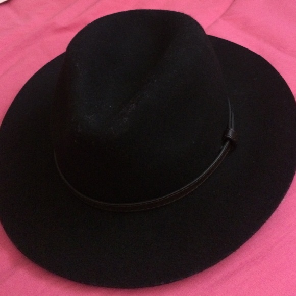 Forever 21 Wool Hat.