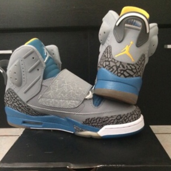 Jordan Son of Mars/ Size: 7Y - Picture 2 of 2
