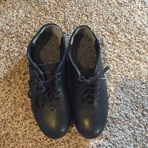Boys tap shoes