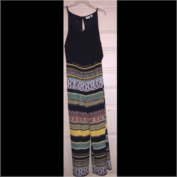 Ladies formal Jumpsuit w/ matching Jewelry