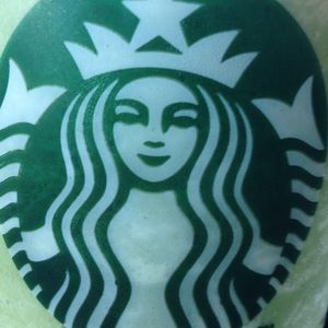 Meet your Posher, Lydia