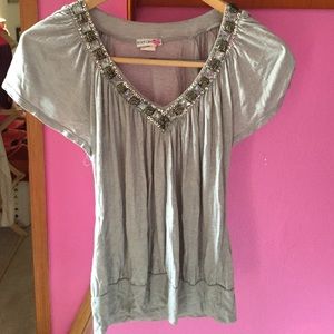 Gray beaded V neck shirt