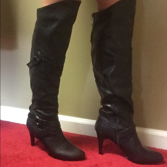 Black Knee Boots