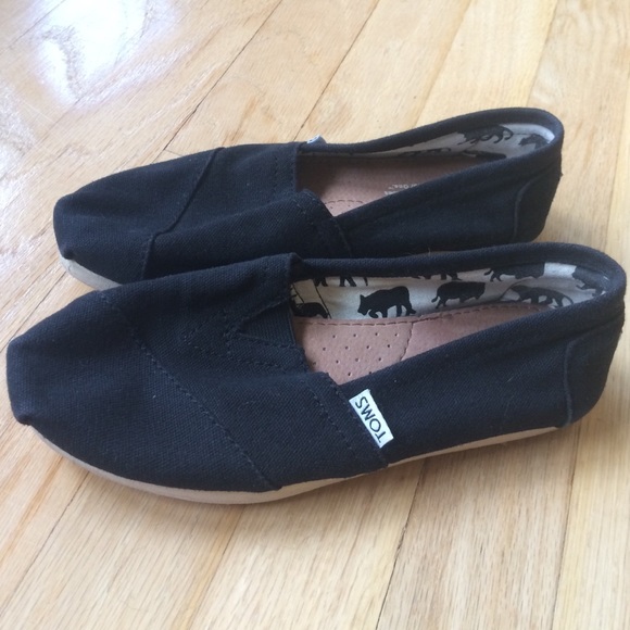 Black toms, barely worn