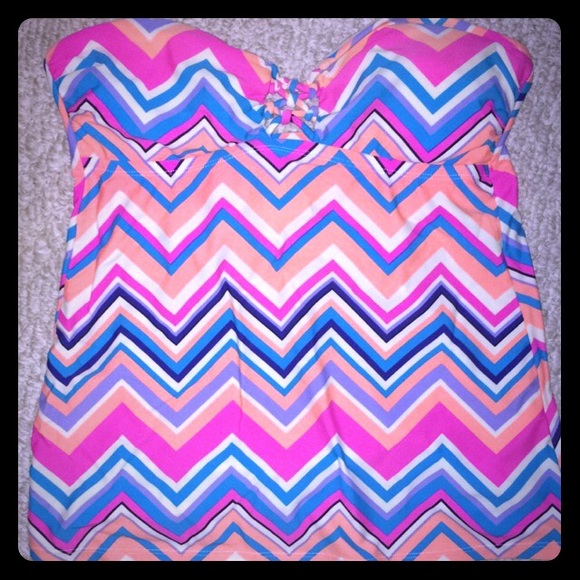 chevron bathing suit top (Large)
