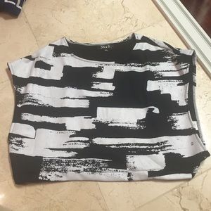 Black and white crop top