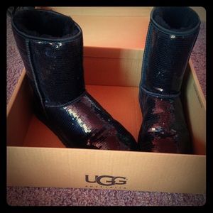 Black Sparkly Uggs