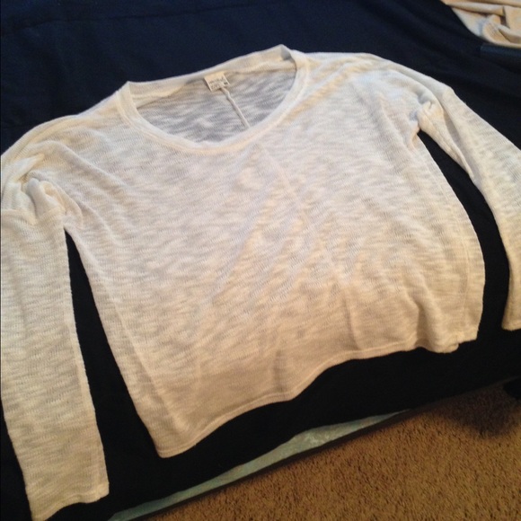 Essentials by Full Tilt. White loose-fitting top
