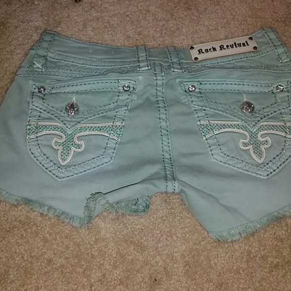 Rock Revival Pants - Rock Revival shorts