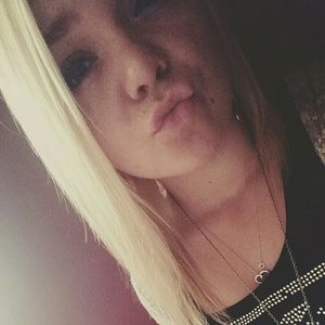 Meet your Posher, Baylee