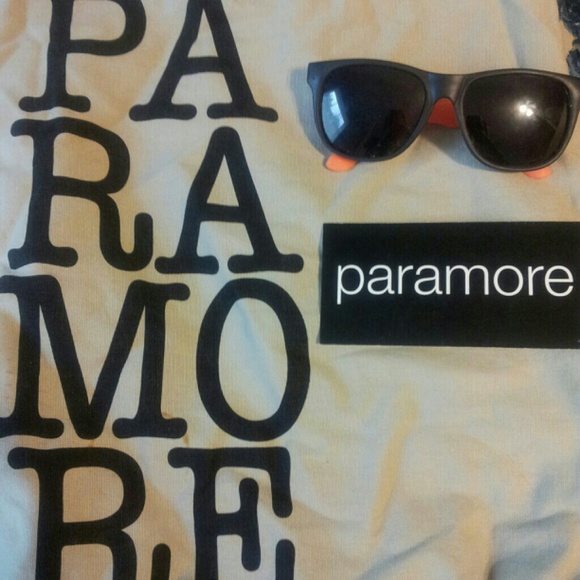 Paramore tote