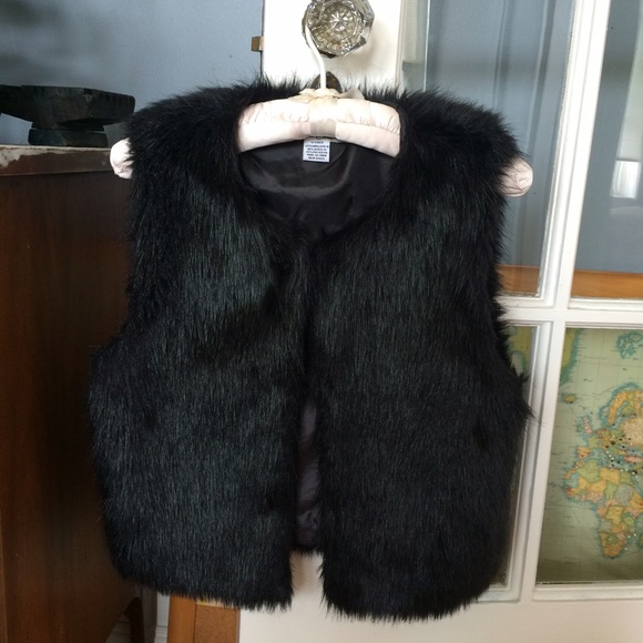 Fur vest