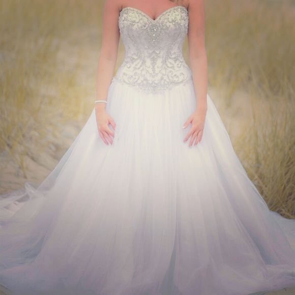Wedding dress. Private designer - Picture 1 of 4