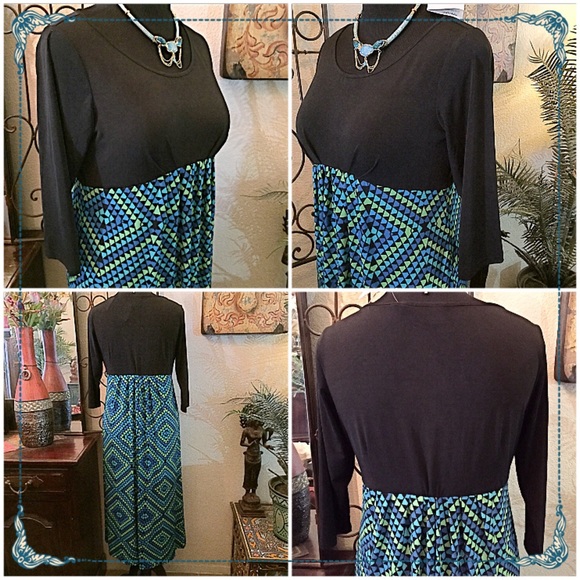Bob Mackie Dresses - 🎉HP🎉30% OFF BUNDLES💚Bob Mackie Geo Maxi Dress💚 Bob Mackie Dresses - 🎉HP🎉30% OFF BUNDLES💚Bob Mackie Geo Maxi Dress💚