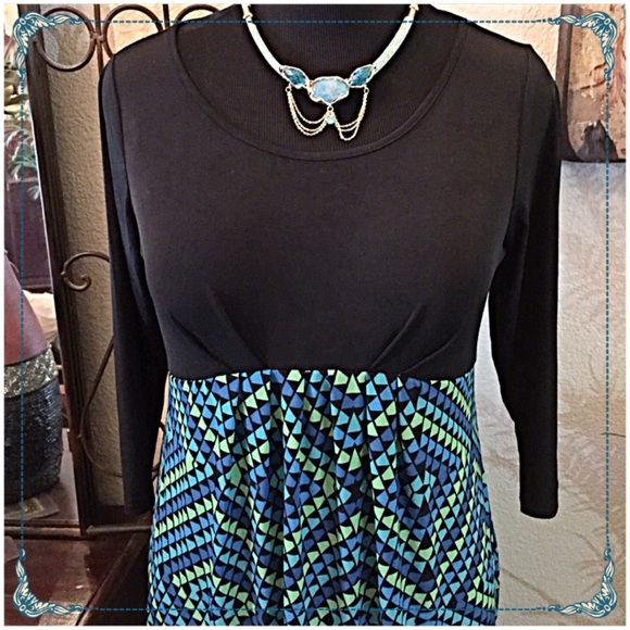 Bob Mackie Dresses - 🎉HP🎉30% OFF BUNDLES💚Bob Mackie Geo Maxi Dress💚 Bob Mackie Dresses - 🎉HP🎉30% OFF BUNDLES💚Bob Mackie Geo Maxi Dress💚