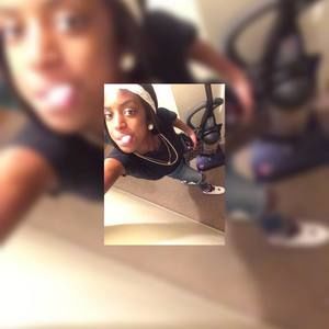 Meet your Posher, Alexia