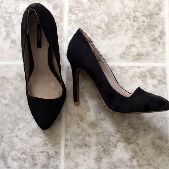 Forever 21 black heels!