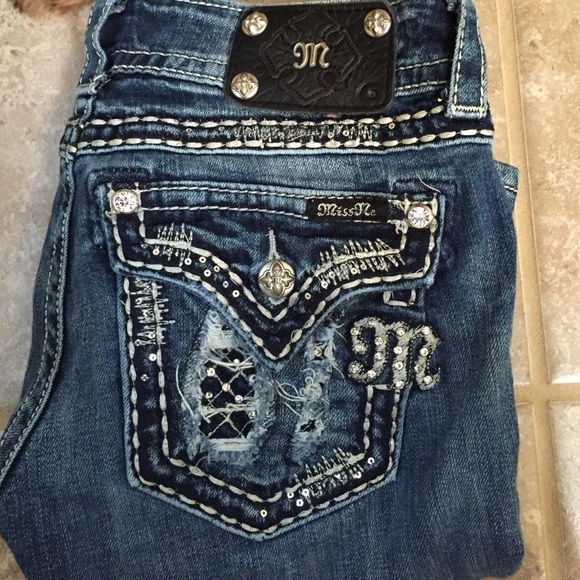 straight leg miss me jeans