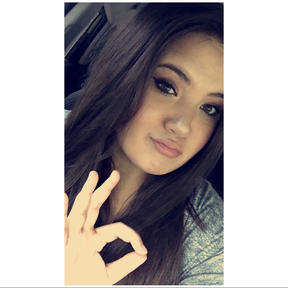 Meet your Posher, Baylee