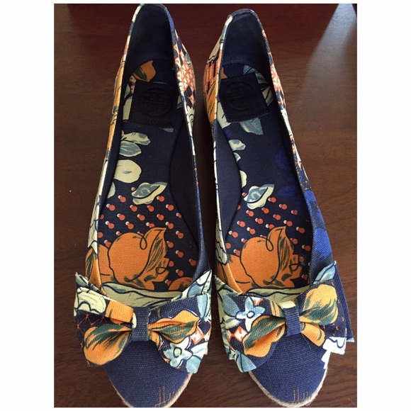 Tory Burch Espadrilles SZ 10 - Picture 2 of 3