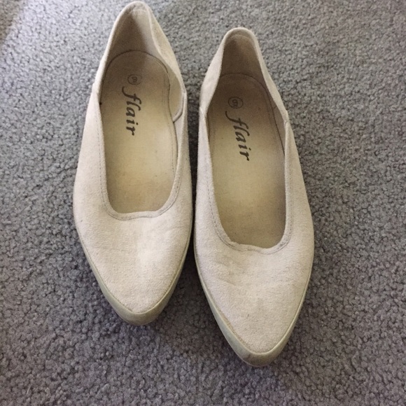 Sneaker shoes.Grey suede. - Picture 1 of 3