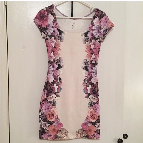 Willow & clay fitted dress