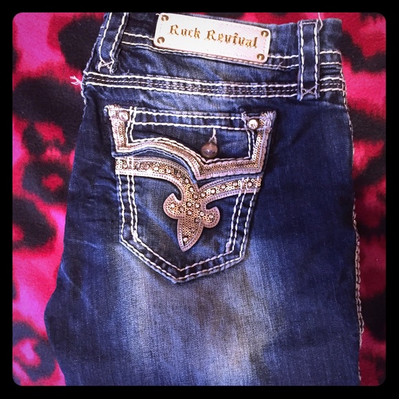 Buckle Exclusive Rock Revival!