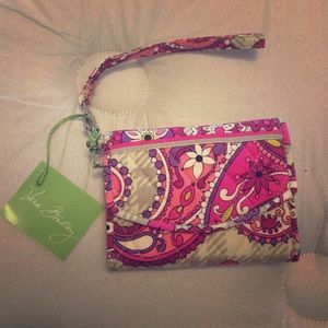 Vera Bradley super smart wristlet