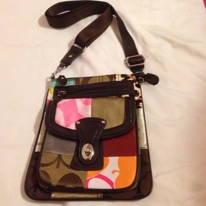 Cross body purse