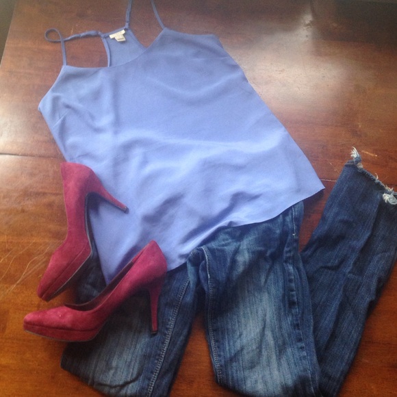 Silky periwinkle sleeveless tank/cami w/ straps