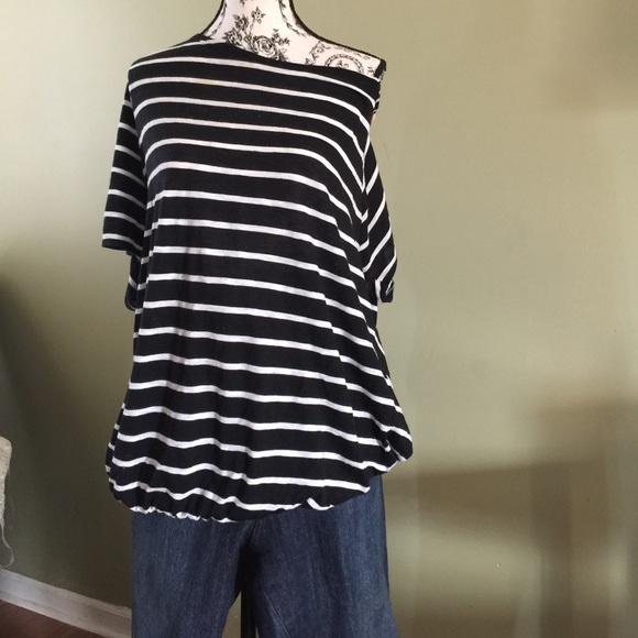 Twist Tees-Torrid Tops - Torrid off the shoulder top