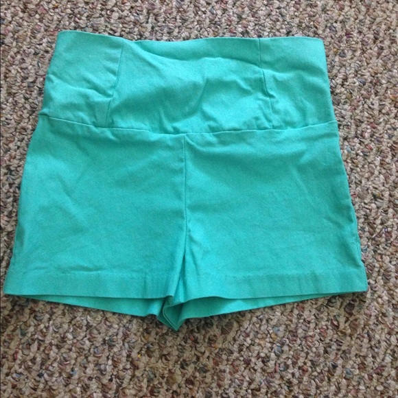 High wasted shorts
