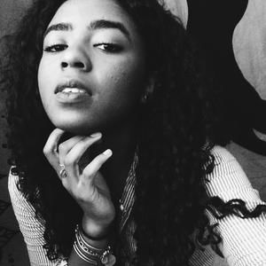 Meet your Posher, Kelechi