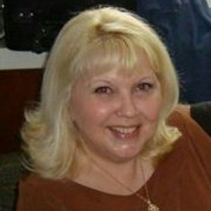 Meet your Posher, Debbie