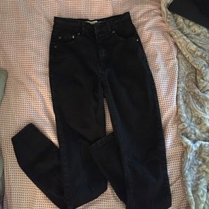 Black high rise Brandy Melville skinny jeans