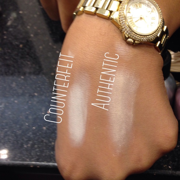 Counterfeit bareMinerals - Picture 4 of 4