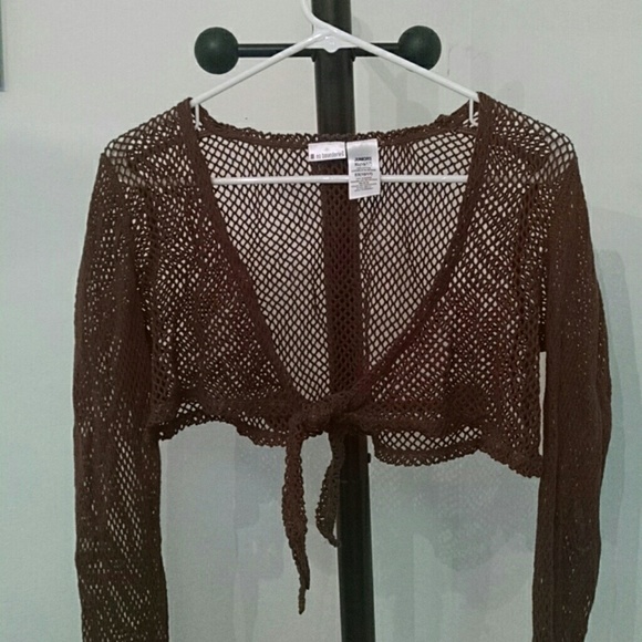 Cute net crop top. size Xl juniors