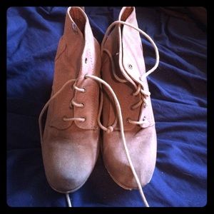 Cutie brown faux suede bootie