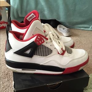 Air Jordan 4 retro (gs)